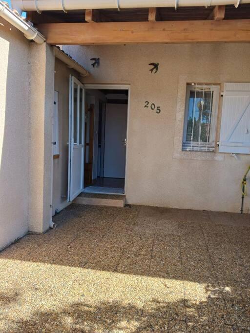 Chez Yamina Villa Gruissan Exterior photo